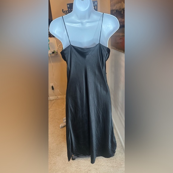 Vintage Victoria’s Secret Gold Label 100% Silk Slip Nightgown, size M - Picture 4 of 6